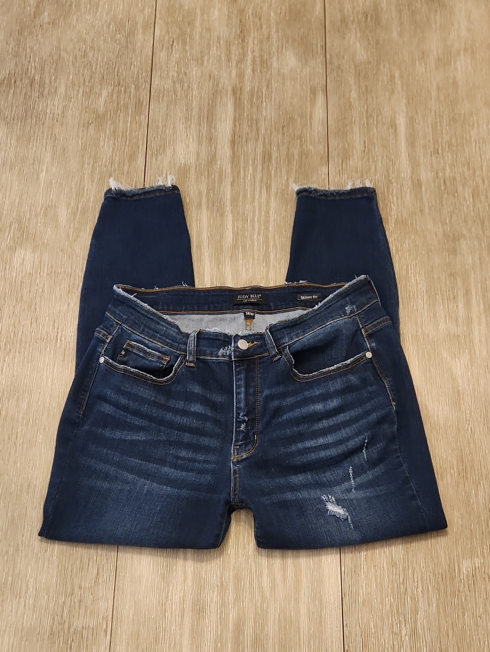 Judy Blue Distressed Denim Curvy High-Rise Skinny Fit Jeans   (Size: 14W)